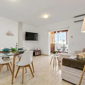 Apartamento Casa Conchita. Relax, Diversión Y Playa., Playa Honda (Lanzarote)